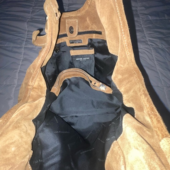 Via Repubblica Suede Purse - Picture 3 of 3